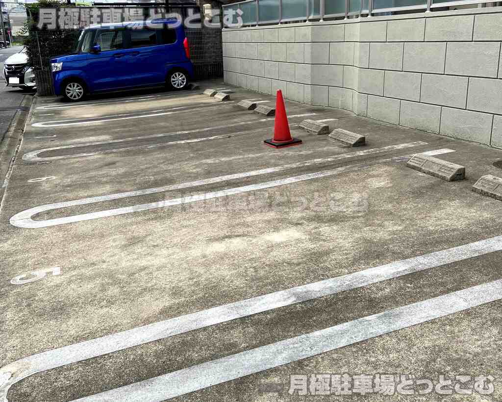 名古屋市北区下飯田町4丁目39の月極駐車場2