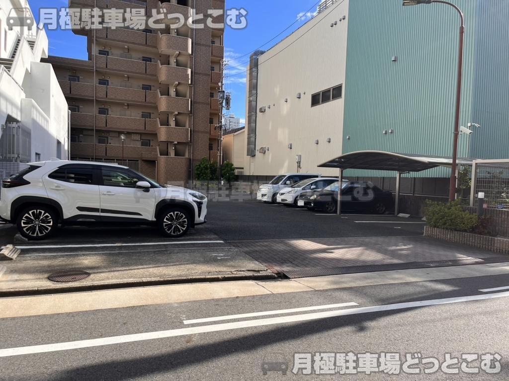名古屋市北区上飯田西町2丁目46-1.46-2.47.47-2.47-3の一部の月極駐車場2