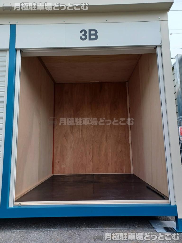 春日井市出川町二丁目30番21の月極駐車場5