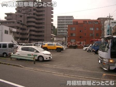 横浜市西区浅間町2-96-1の月極駐車場1