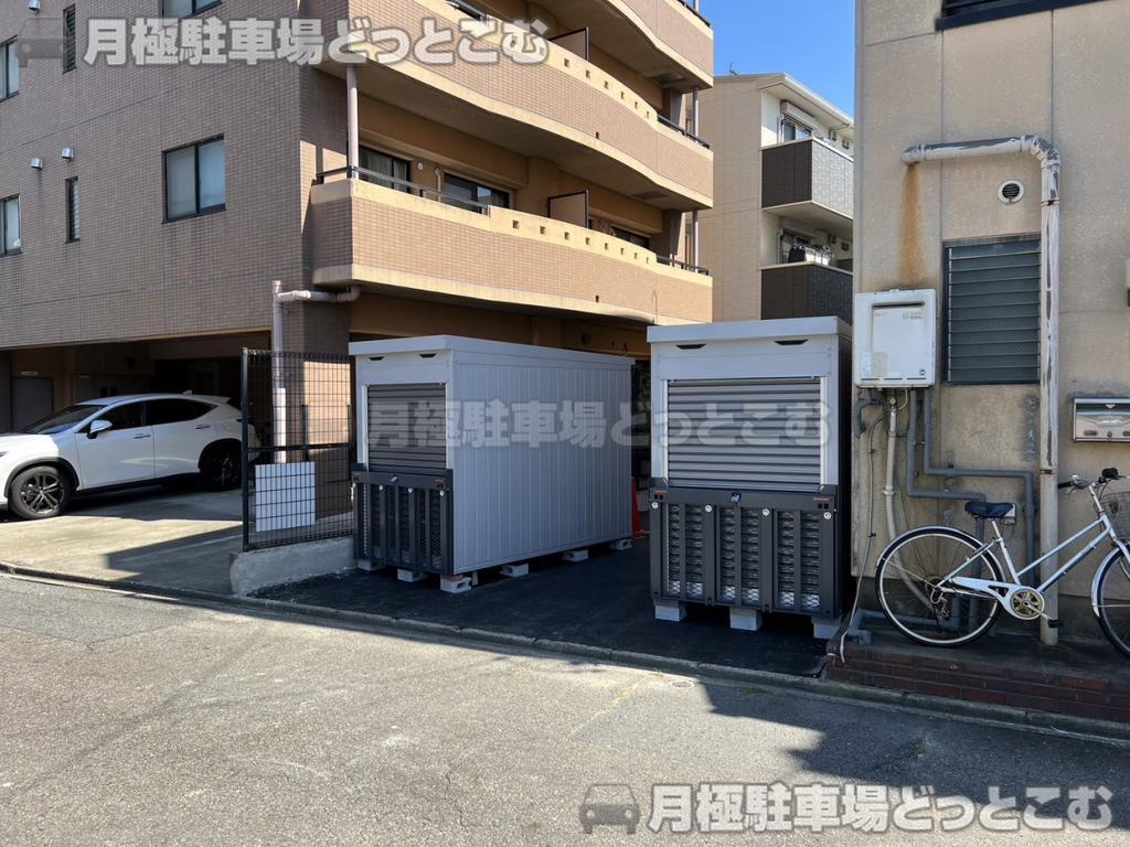 名古屋市中村区名駅南5丁目1207-1の月極駐車場3