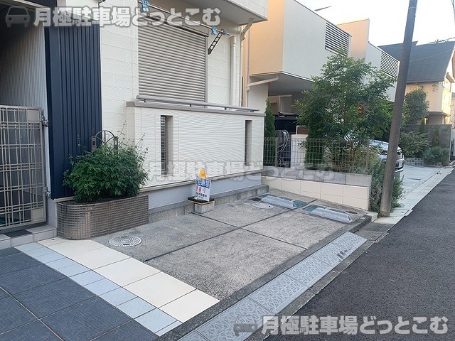 杉並区阿佐谷北4丁目15-6の月極駐車場1