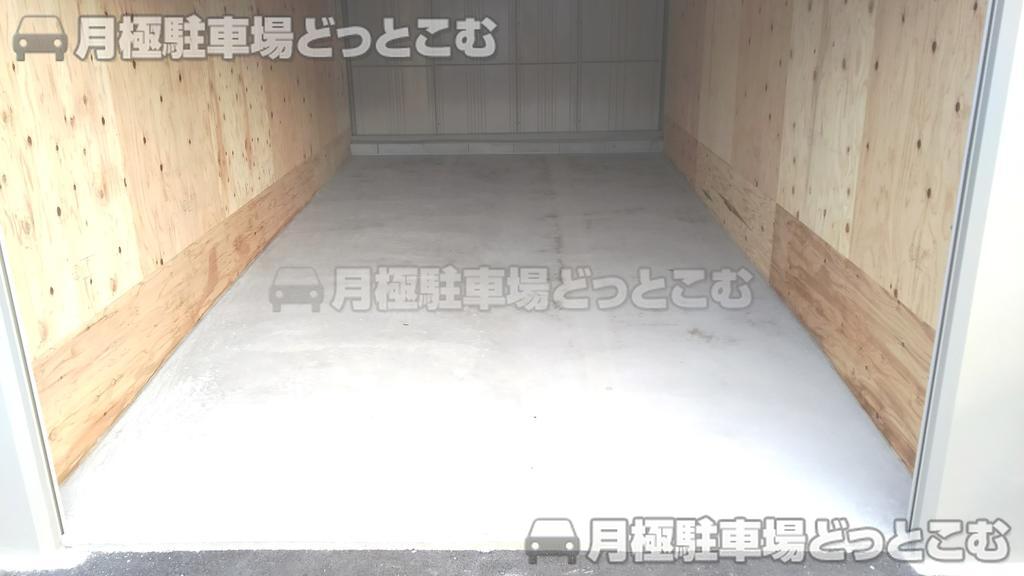 高石市千代田3丁目17-20の月極駐車場2