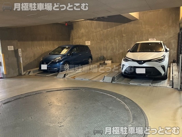 京都市左京区浄土寺西田町116-3の月極駐車場2