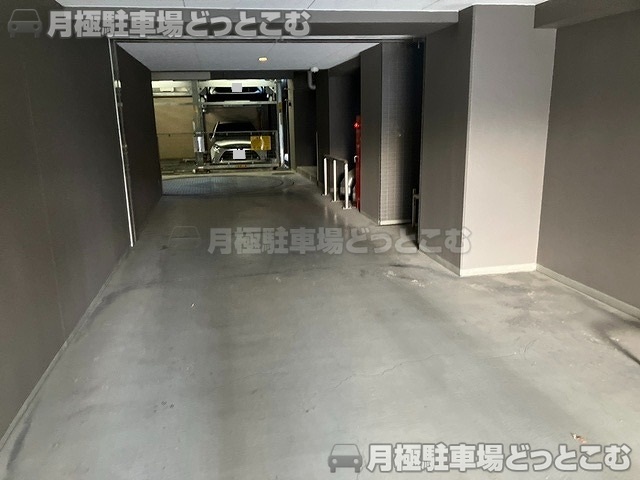 京都市下京区塩竈町357の月極駐車場6