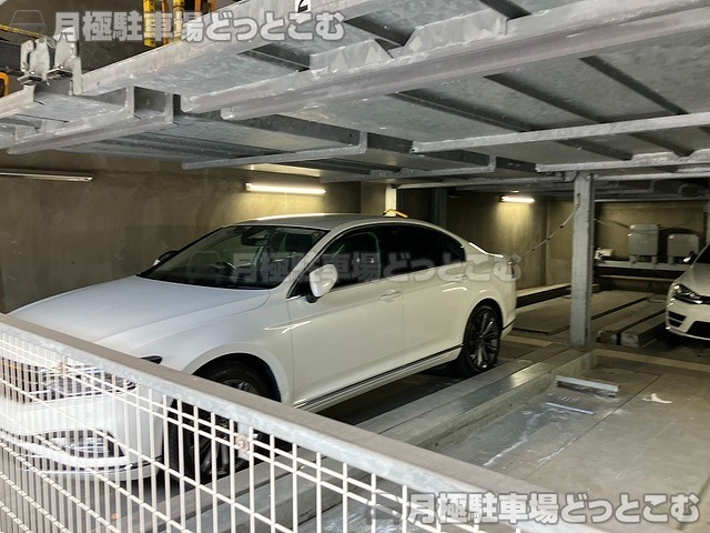 京都市下京区間之町通五条下る大津町9の月極駐車場3