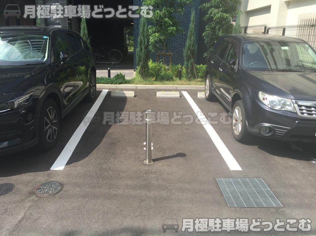 名古屋市中区栄5-19-24の月極駐車場3
