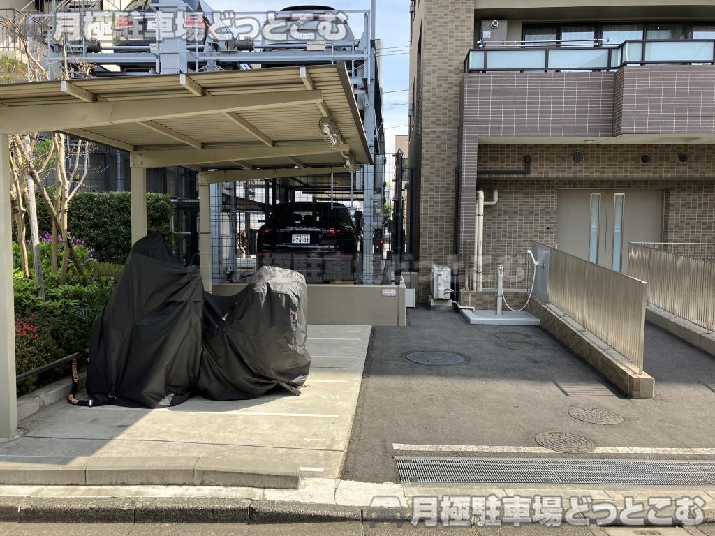 目黒区平町1丁目4-7の月極駐車場2