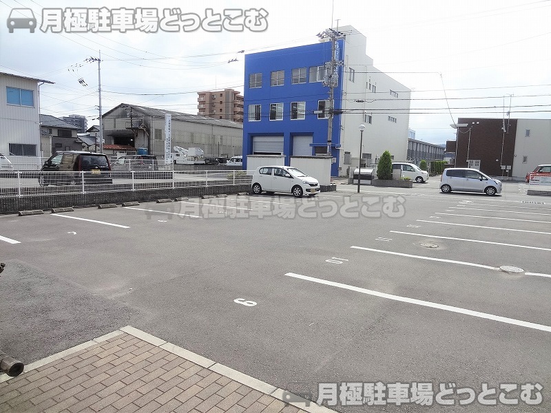 高松市木太町2525－1の月極駐車場3