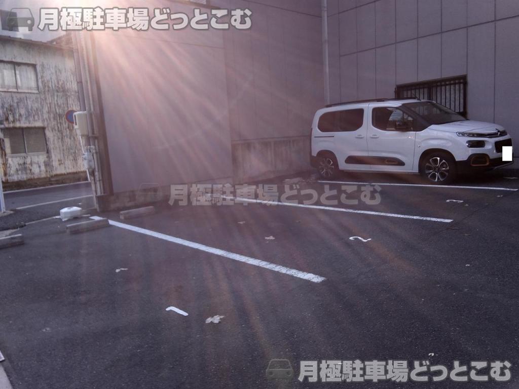 名古屋市中区千代田5丁目1114の月極駐車場2