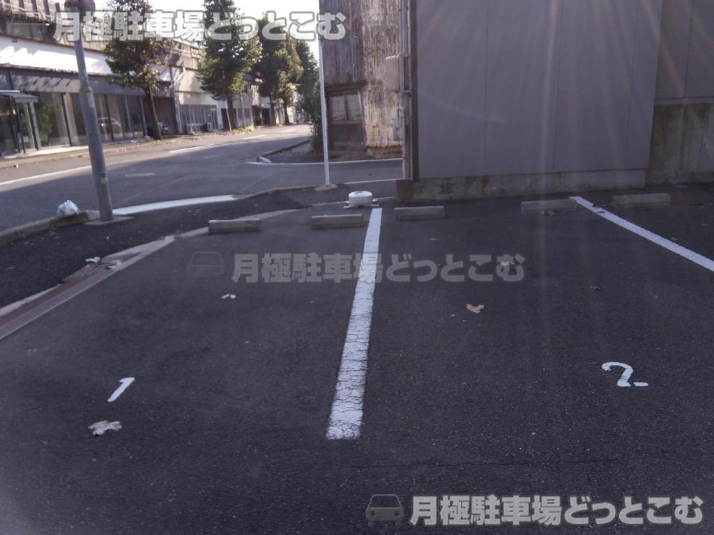 名古屋市中区千代田5丁目1114の月極駐車場3
