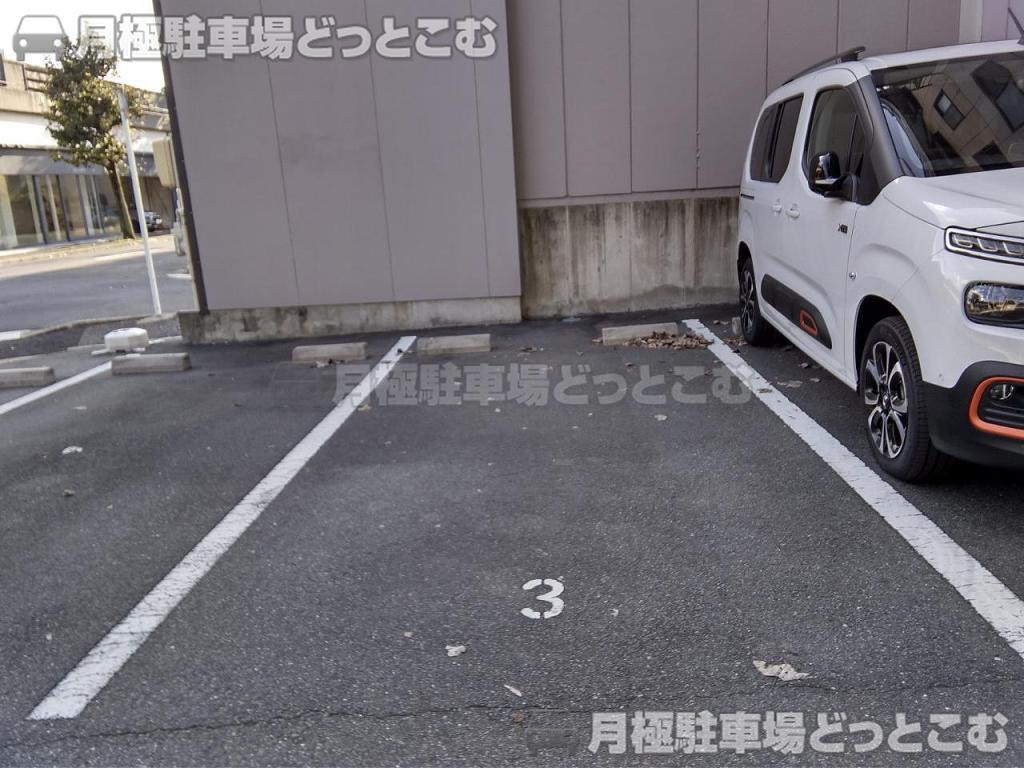 名古屋市中区千代田5丁目1114の月極駐車場4