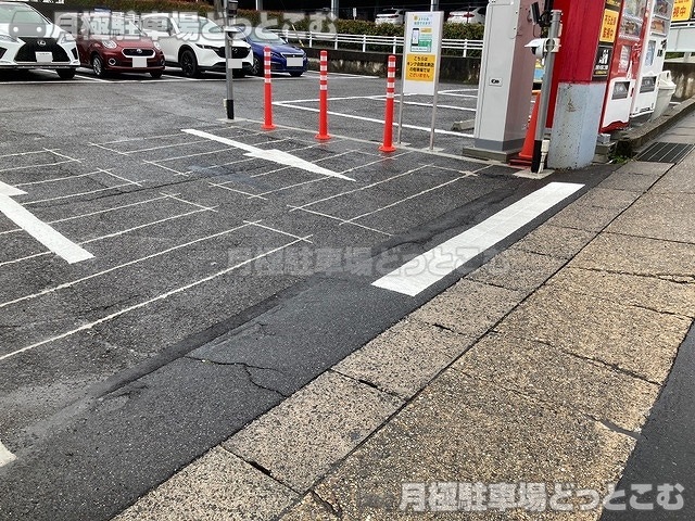 名古屋市名東区代万町3丁目1、2番地の月極駐車場9