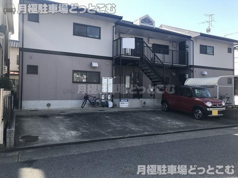 名古屋市西区稲生町1丁目67の月極駐車場3
