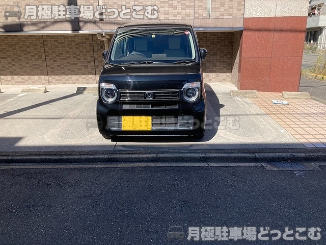 名古屋市中川区八田本町26の月極駐車場4