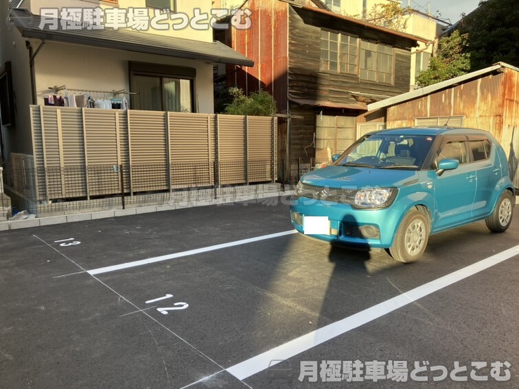 名古屋市西区菊井2丁目407の月極駐車場2