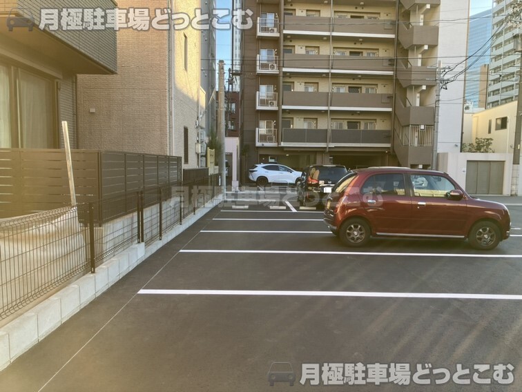 名古屋市西区菊井2丁目407の月極駐車場3