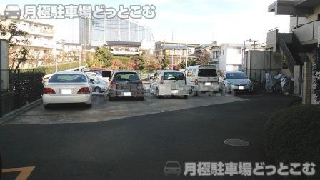 川崎市高津区下作延2-35-8の月極駐車場1