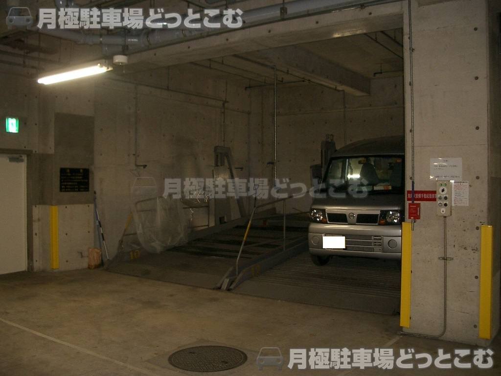 川崎市高津区末長1-22-17（184-1）の月極駐車場2