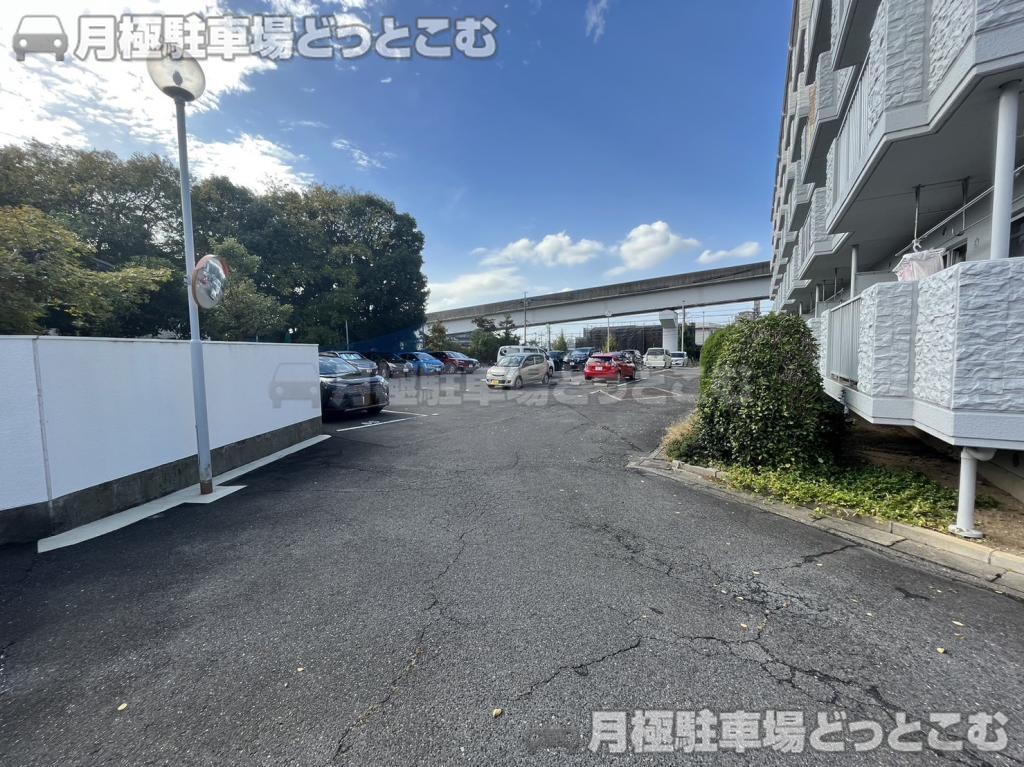名古屋市守山区廿軒家1－8の月極駐車場8