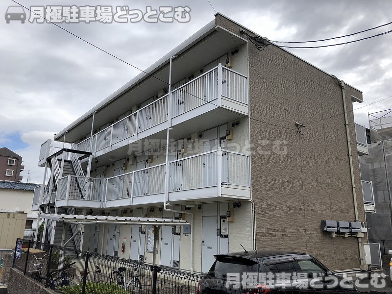 尼崎市南武庫之荘6－4－21の月極駐車場1