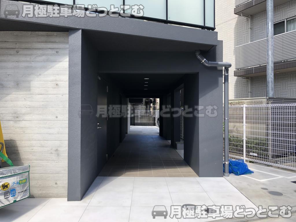 板橋区宮本町14-7の月極駐車場1