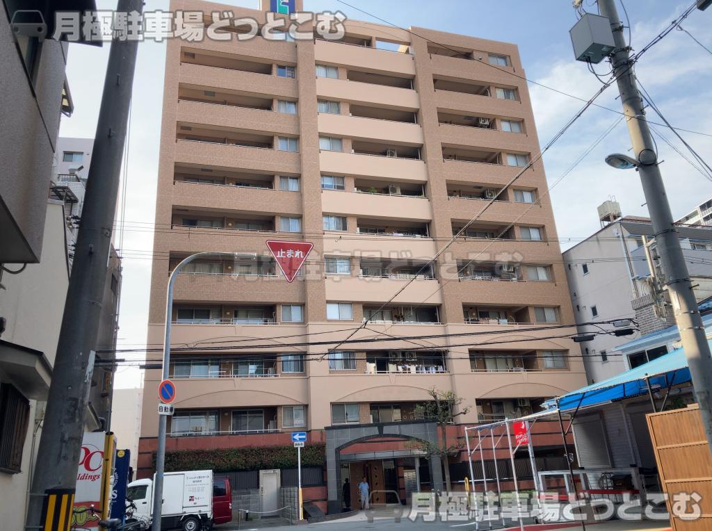 大阪市北区国分寺2-3-46の月極駐車場1