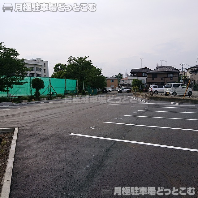 町田市成瀬7丁目4687番の月極駐車場1