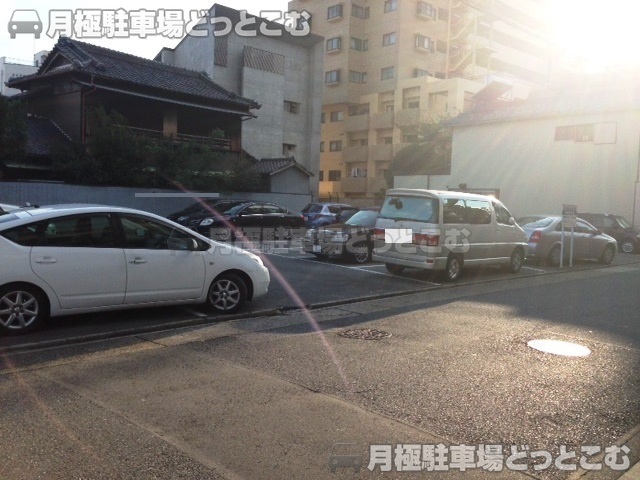 名古屋市中区平和2丁目1303,1304の月極駐車場3