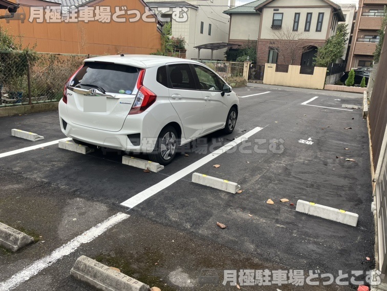 名古屋市昭和区丸屋町1丁目6-7の月極駐車場9