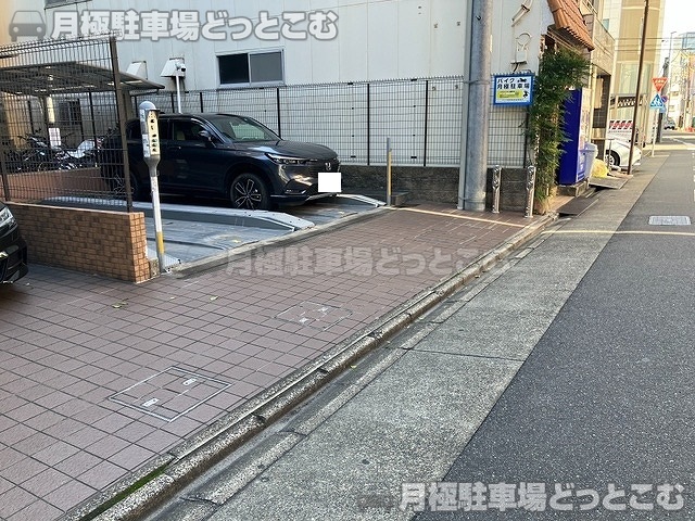 名古屋市中区大須1丁目21-8の月極駐車場5