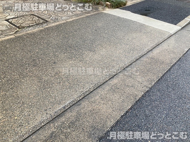 名古屋市中区新栄1丁目4-23の月極駐車場7