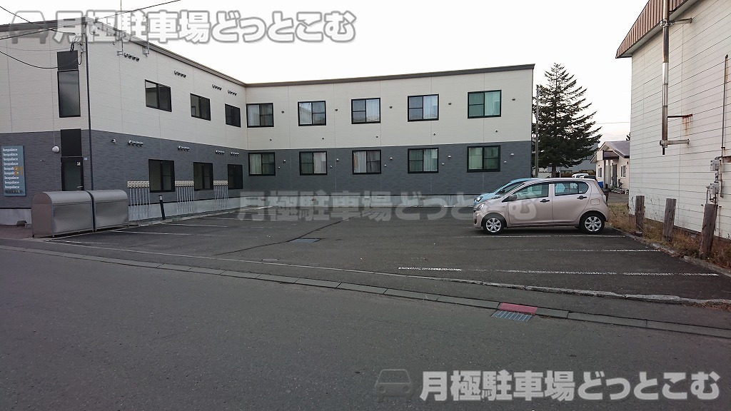 千歳市青葉3－12－14の月極駐車場2