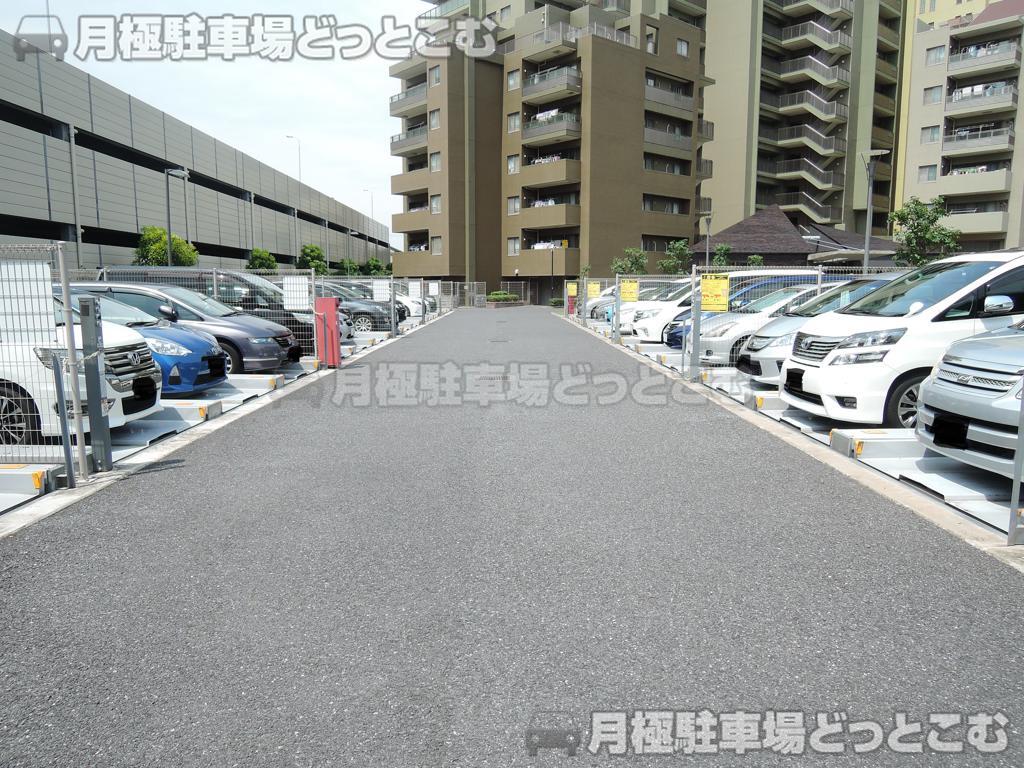 さいたま市南区沼影1丁目30の月極駐車場2