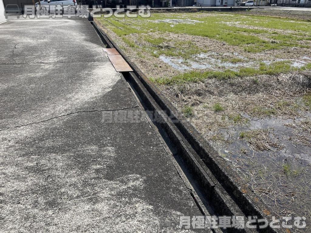橿原市東坊城町342-1の月極駐車場8