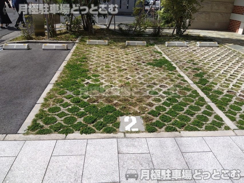 堺市北区中百舌鳥町2丁3の月極駐車場5