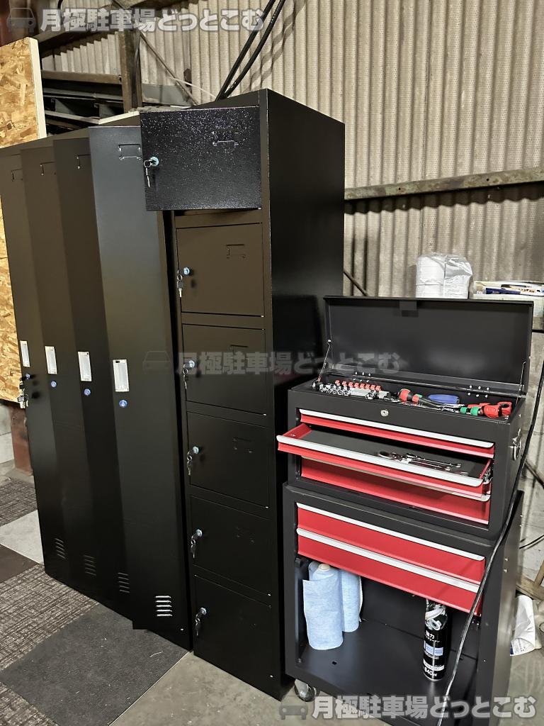 堺市美原区多治井662-4の月極駐車場1