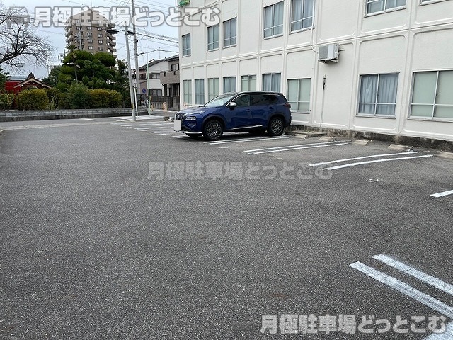名古屋市西区市場木町499-2の月極駐車場8