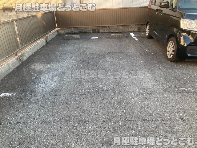 名古屋市中村区千成通1丁目44の月極駐車場4