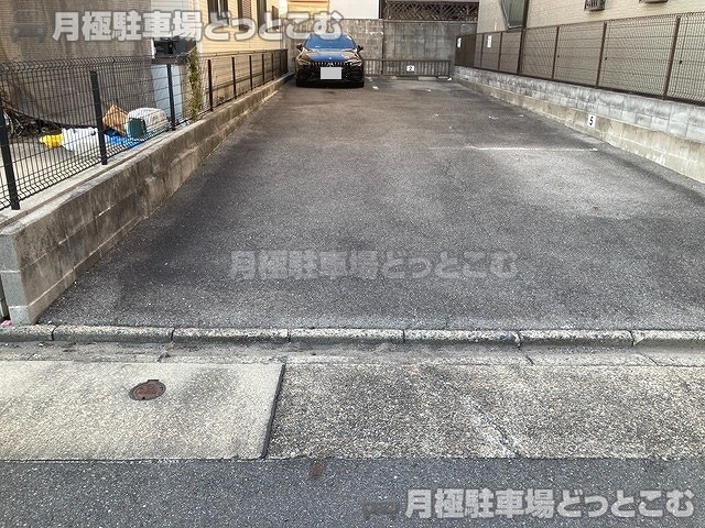 名古屋市中村区下中村町3丁目2の月極駐車場5