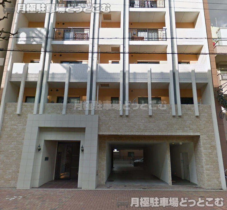 名古屋市中区松原3丁目16-16の月極駐車場3