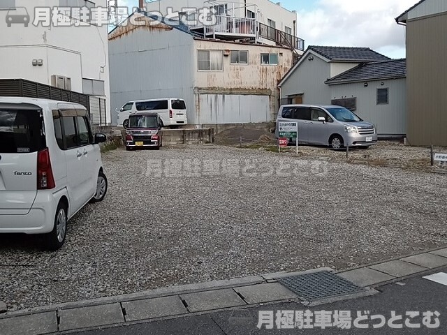 岡崎市伊賀町愛宕下23の月極駐車場2