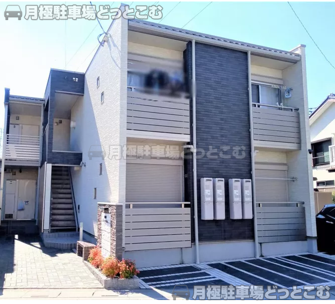 草加市青柳7－4－27の月極駐車場2