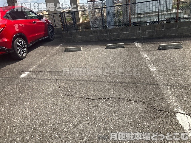 津市一身田平野59-2の月極駐車場2