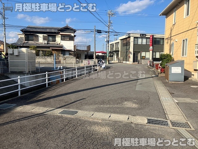 津市久居北口町2693-1の月極駐車場10