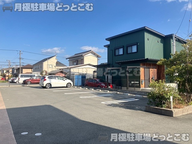 津市久居野村町584-3の月極駐車場4