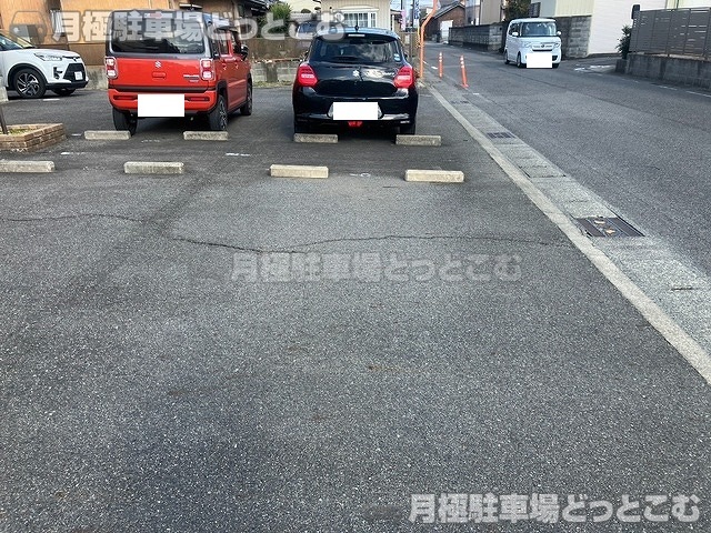 津市久居野村町846-1の月極駐車場2