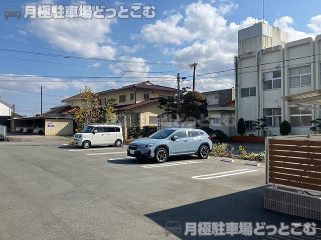 津市久居旅籠町1336番地3の月極駐車場3