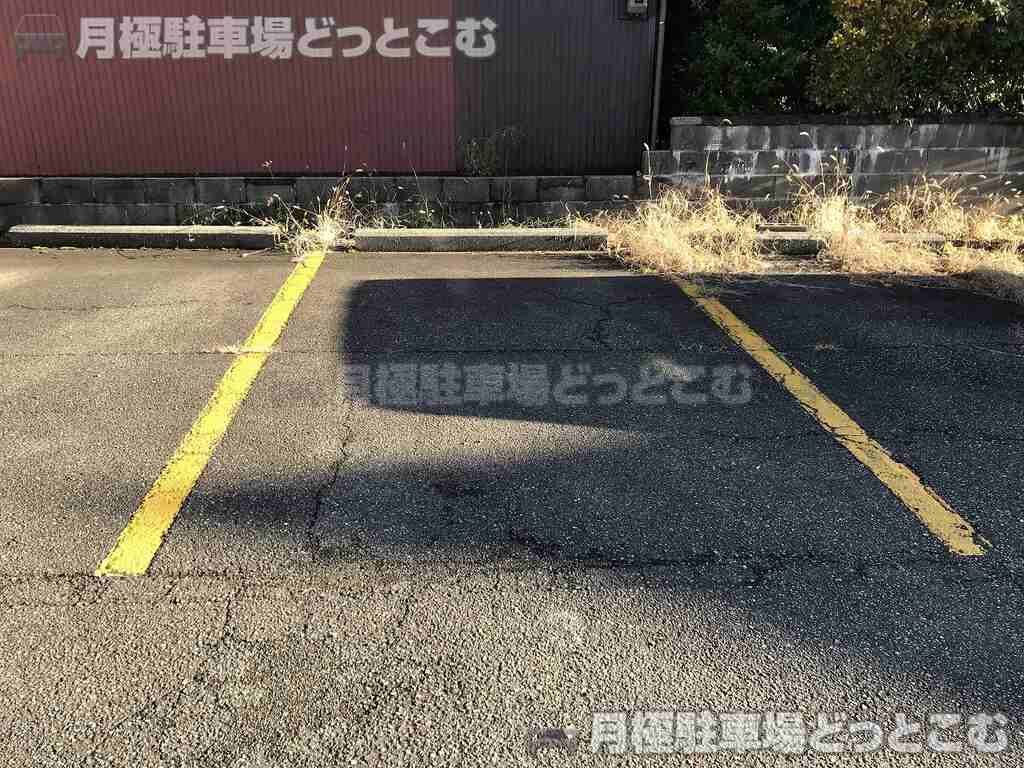加茂市新栄町4022-12の月極駐車場2