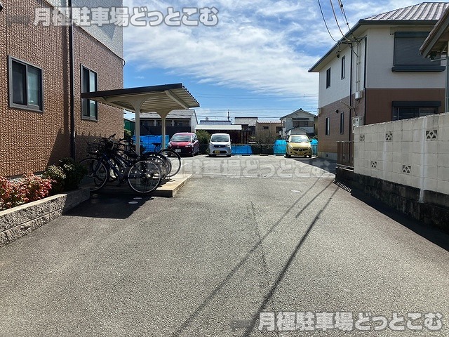 津市末広町3-15の月極駐車場1